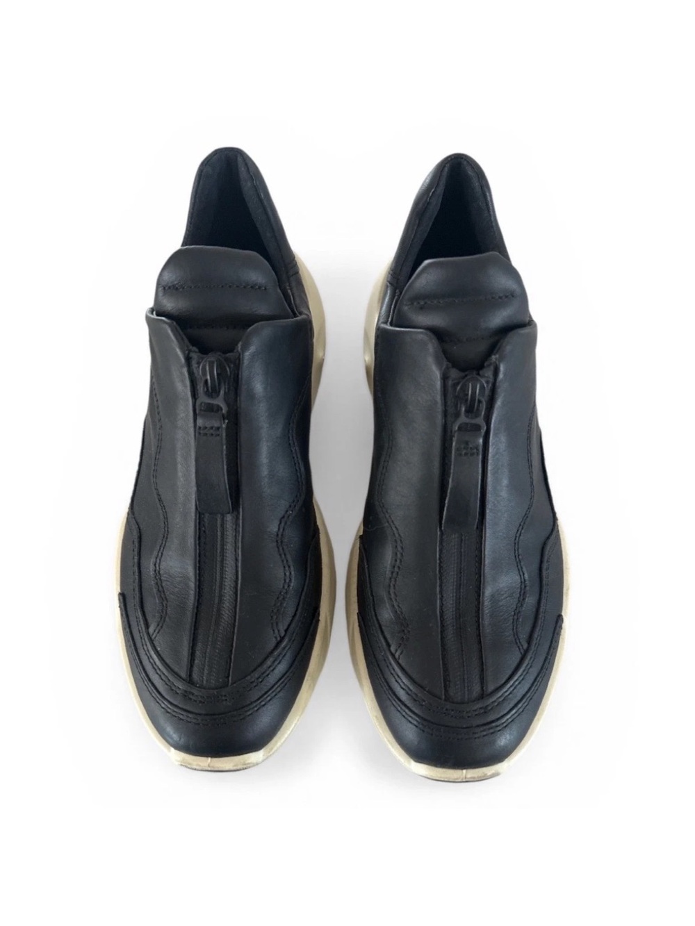 Ecco Black Leather Slip-On Sneakers with Front Zip and Cream Sole